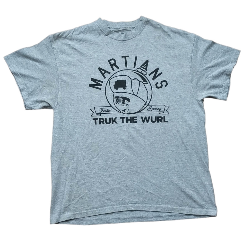 VINATGE Y2K TRUKFIT "TRUK THE WURL" TEE